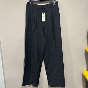 Aritzia Babaton Pleated Pant size 6